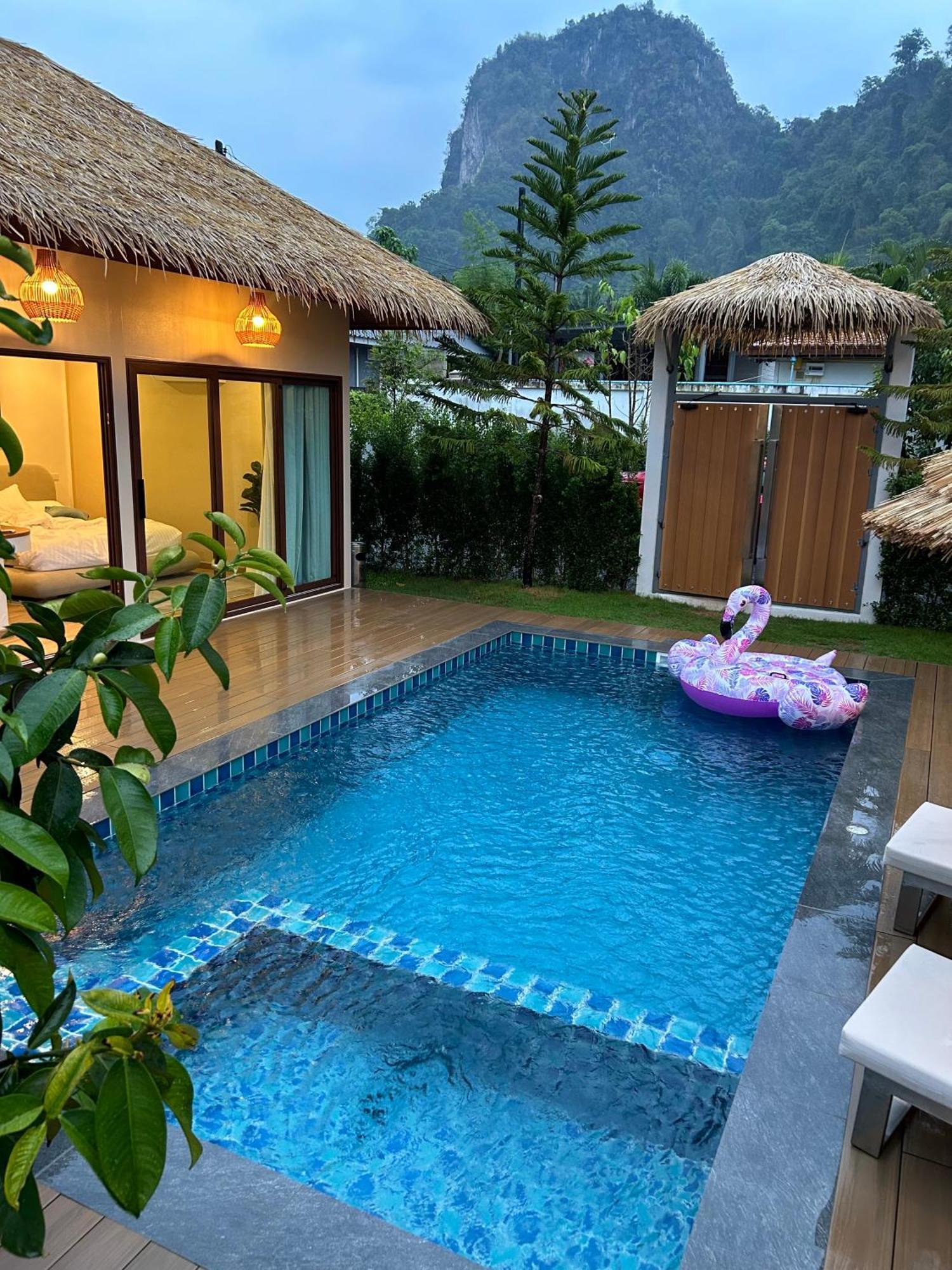 Rock Reef Aonang Villa Ban Nong Thale Exterior photo